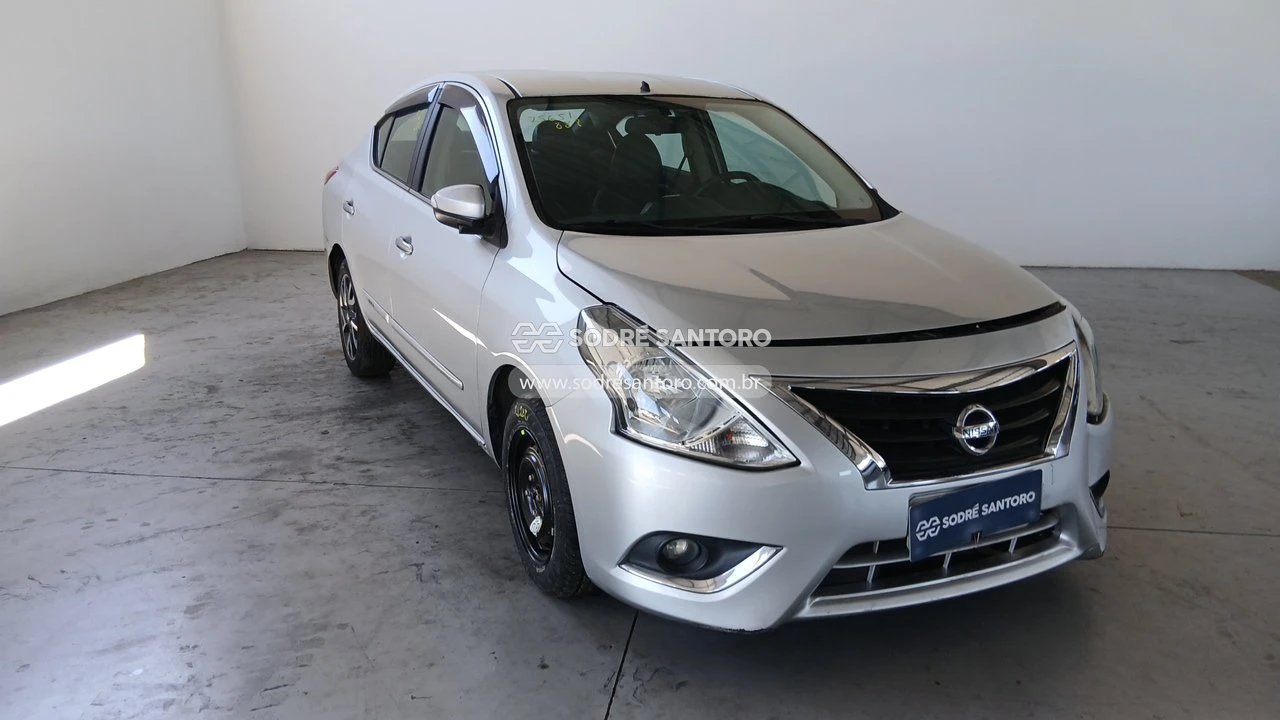 Nissan Versa 16SL 2017 Automático em Caçapava - São Paulo