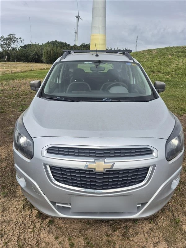 Chevrolet Spin LT 2017 1.8 MT Manual em Porto Alegre - Rio Grande do Sul