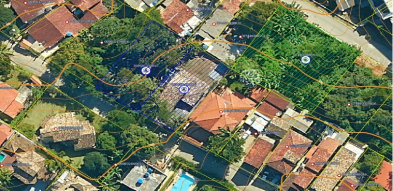 Terreno no Ribeirão (Cambaquara) em Ilhabela/SP em Ilhabela - São Paulo