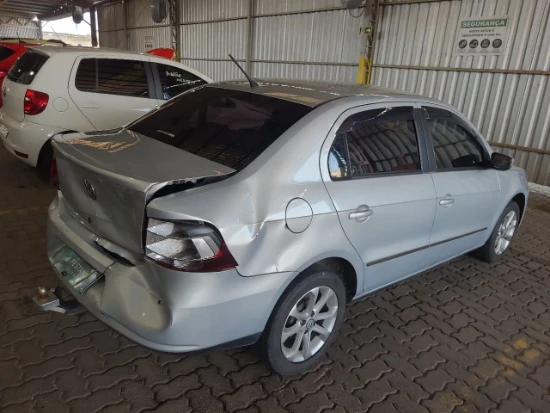 Volkswagen Voyage 1.6 ComfortL 2011/2012 Automático? em Nova Santa Rita - Rio Grande do Sul