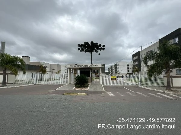 Apartamento com área privativa de 40m² no Condomínio California em Campo Largo