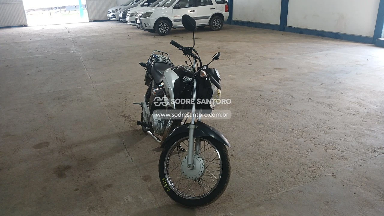 Honda CG 160 Fan 2024 160cc Manual em Curitiba - Paraná