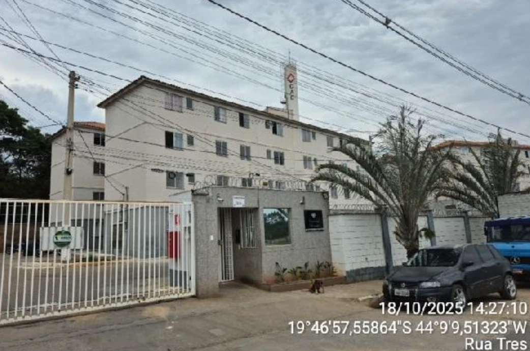 Apartamento com 1 vaga em Esmeraldas/MG em Esmeraldas - Minas Gerais