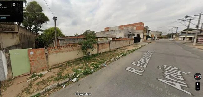 Terreno no Parque Novo Mundo em Campos dos Goytacazes/RJ em Campos Dos Goytacazes - Rio de Janeiro