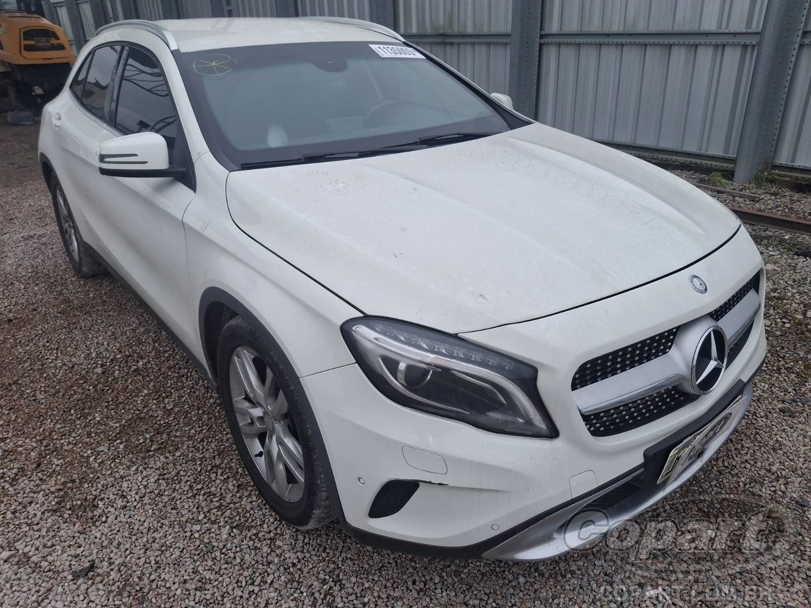 Mercedes-Benz GLA GLA 200 2015 1.6 Turbo SUV em São José Dos Pinhais - Paraná