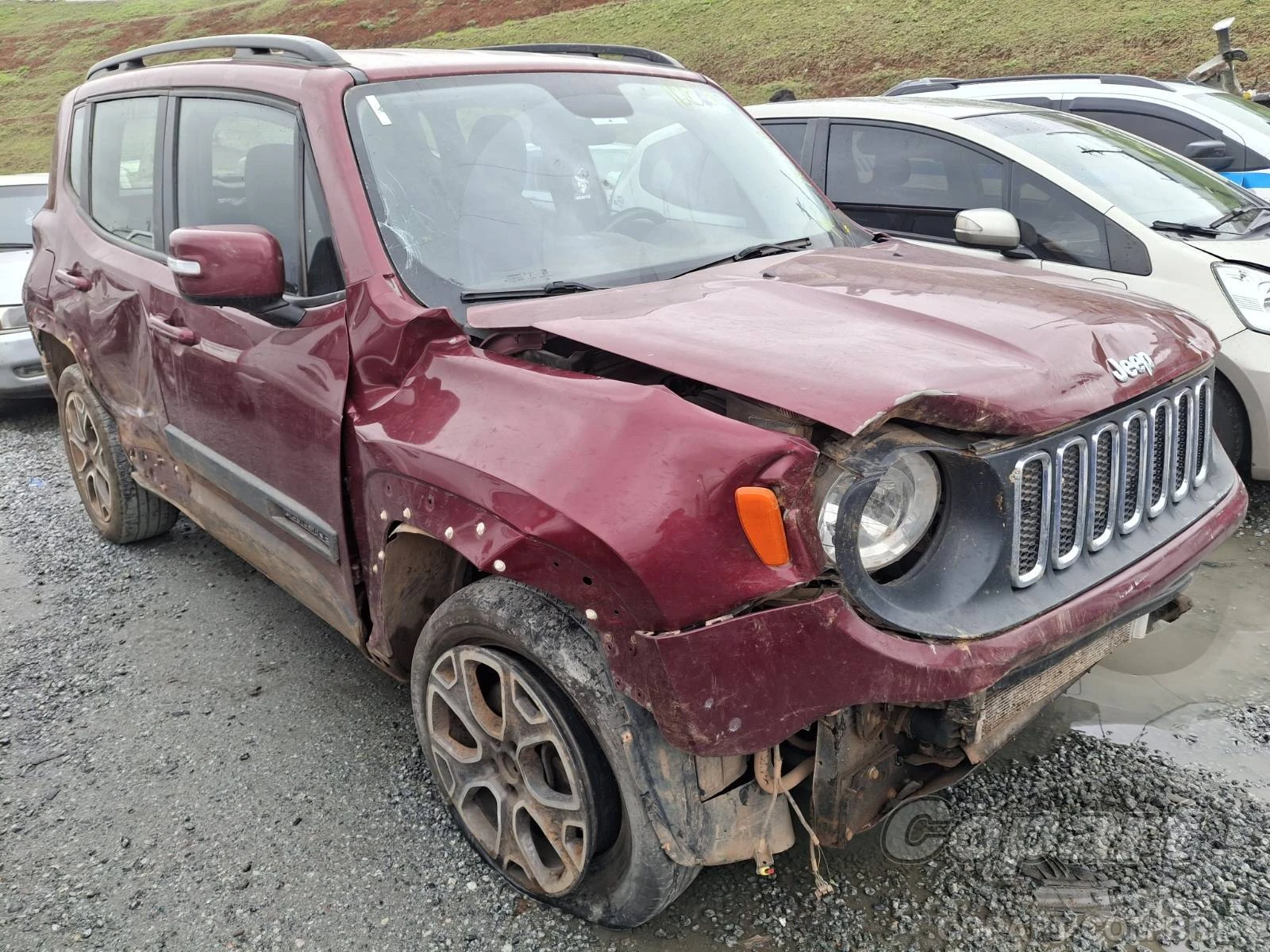 Jeep Renegade Longitude 2018 2.0 Multijet Turbo Diesel em Itaquaquecetuba - São Paulo