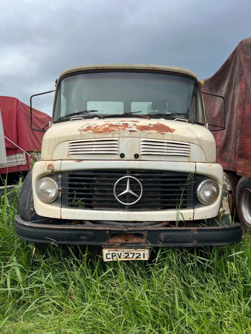 Mercedes-Benz L1519 L1519 1975 Irrecuperável em Itaí - São Paulo