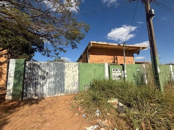 Casa de 60m² em Cond Floriston em Luziânia - Goiás