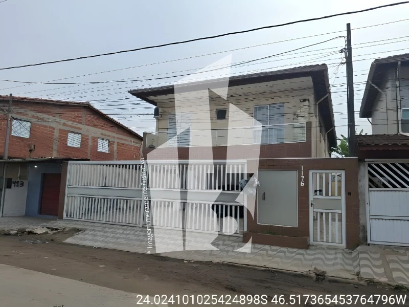 Casa com 2 Quartos em Praia Grande/SP em Praia Grande - São Paulo