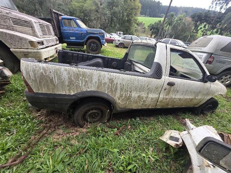 Fiat Strada Working 2000 em São Miguel Do Oeste - Santa Catarina
