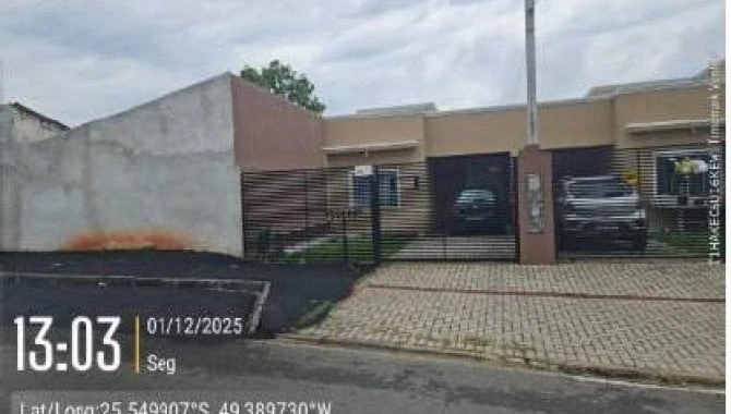 Casa com 1 Vaga em Araucária/PR em Araucária - Paraná