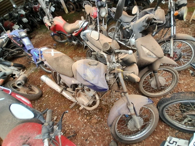 Honda CG 150 Titan Titan KS Sucata em Capão Bonito - São Paulo