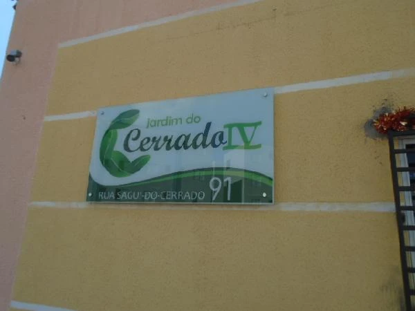 Casa com 2 Quartos em Uberlândia/MG em Uberlandia - Minas Gerais