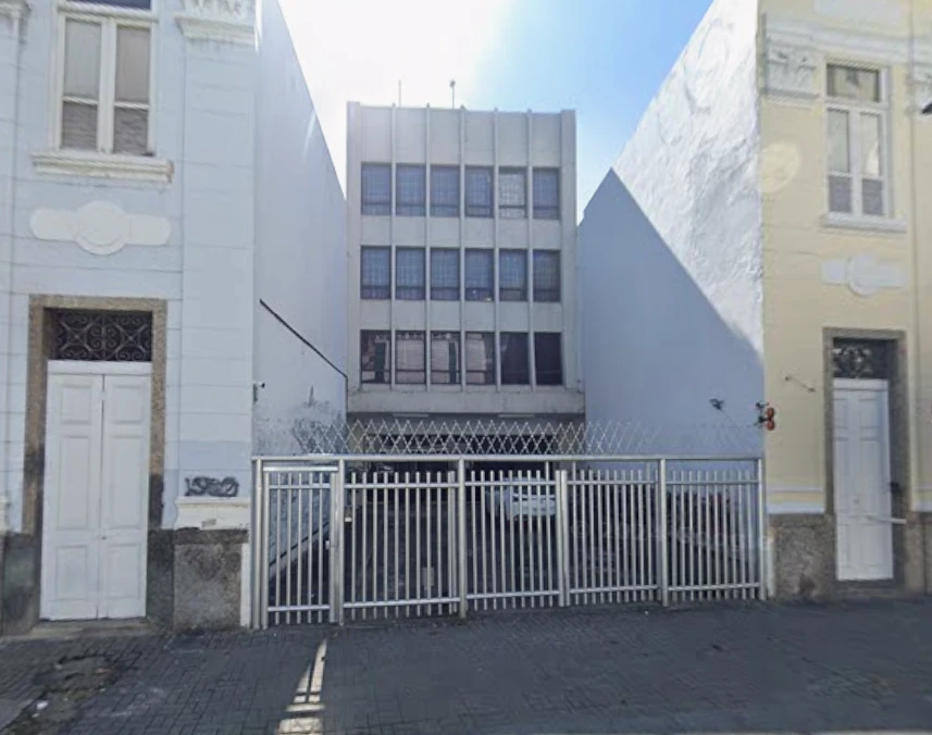 Prédio Comercial no Rio de Janeiro/RJ em Rio De Janeiro - Rio de Janeiro