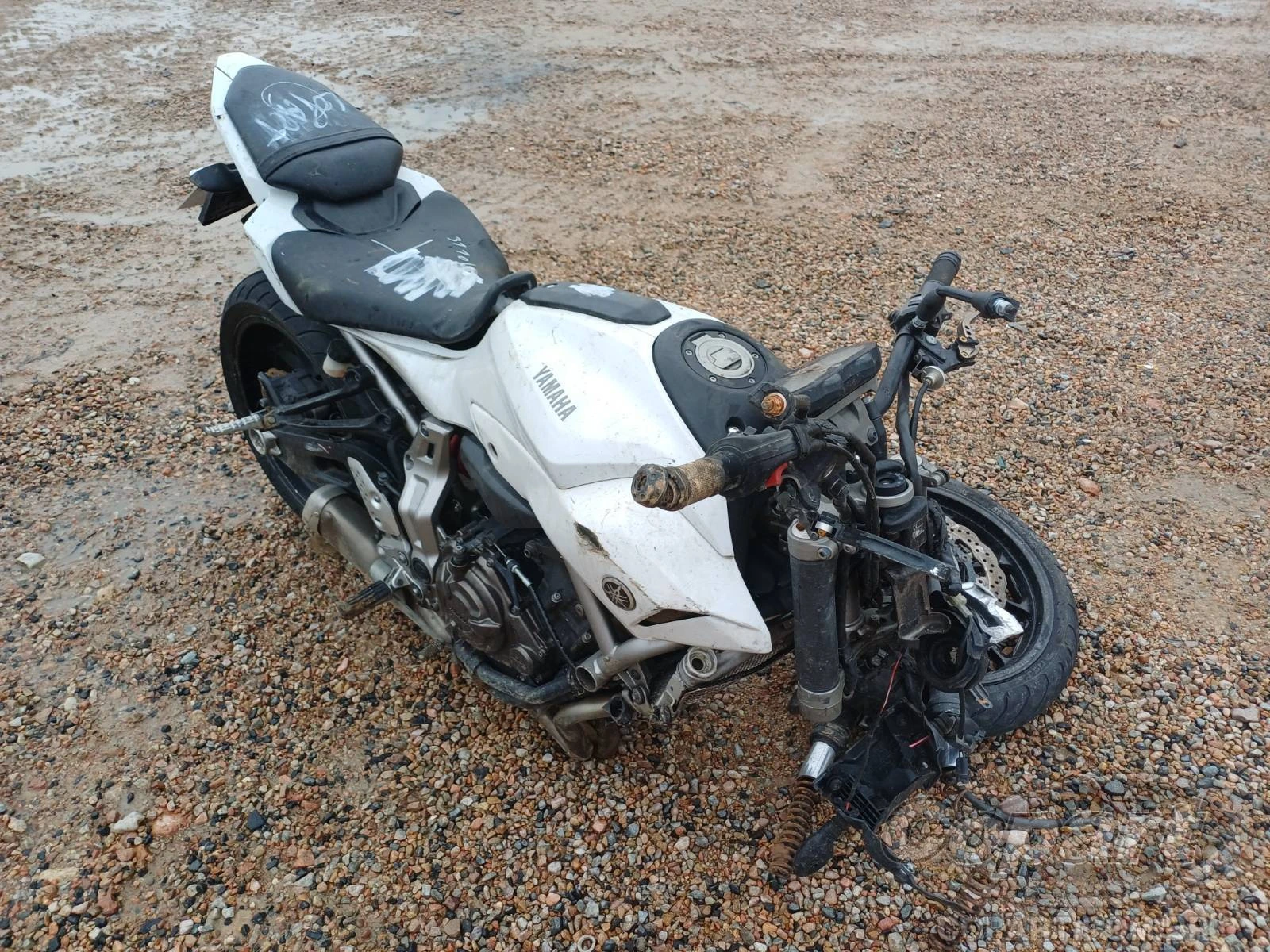 Yamaha MT-07 MT-07 2016 Automático 689cc Gasolina em São José Dos Pinhais - Paraná