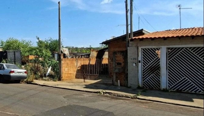 Casa com 2 Quartos em Bauru/SP em Bauru - São Paulo