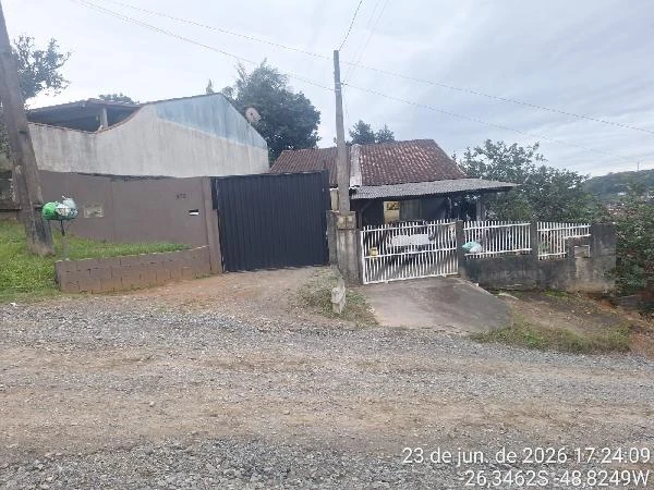 Casa com 2 Quartos em Joinville/SC em Joinville - Santa Catarina