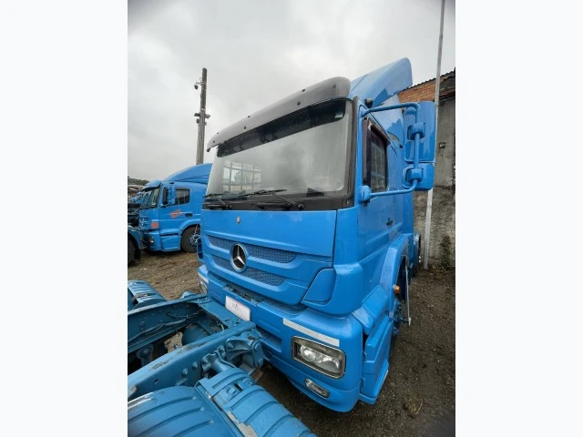 Mercedes-Benz Axor Axor 1933 S 4x2 2010 em null
