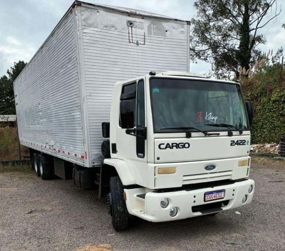 Ford Cargo 2422E 2009 em Alienação Por Iniciativa Particular - Imóveis Em Alegrete - Rio Grande do Sul