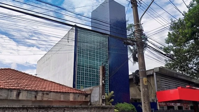Prédio Comercial com 353 m² em Interlagos/SP em São Paulo