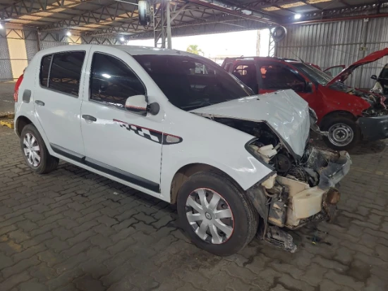 Renault Sandero EXP 16HP 2013 em Nova Santa Rita - Rio Grande do Sul