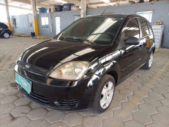 Ford Fiesta 1.6 FLEX 2005/2006 Automático? em Tijucas - Santa Catarina