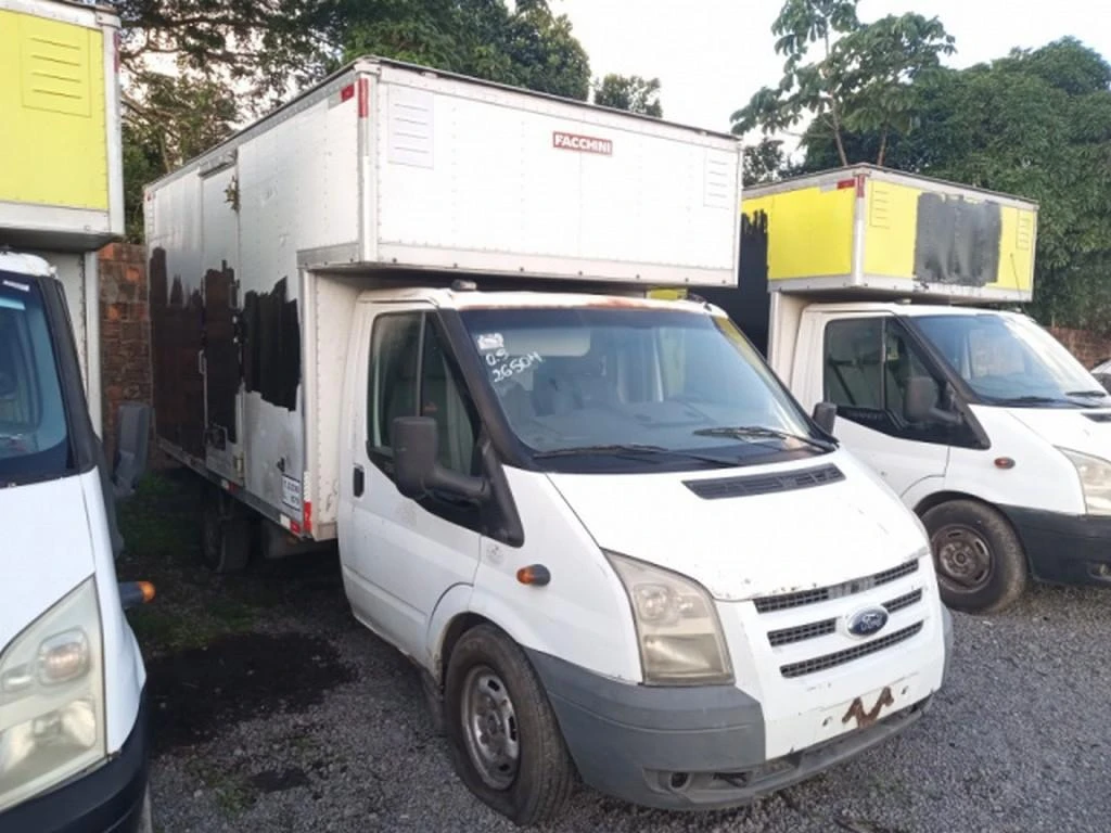 Ford Transit 350L 2011  Diesel Manual em Jaboatão Dos Guararapes - Pernambuco
