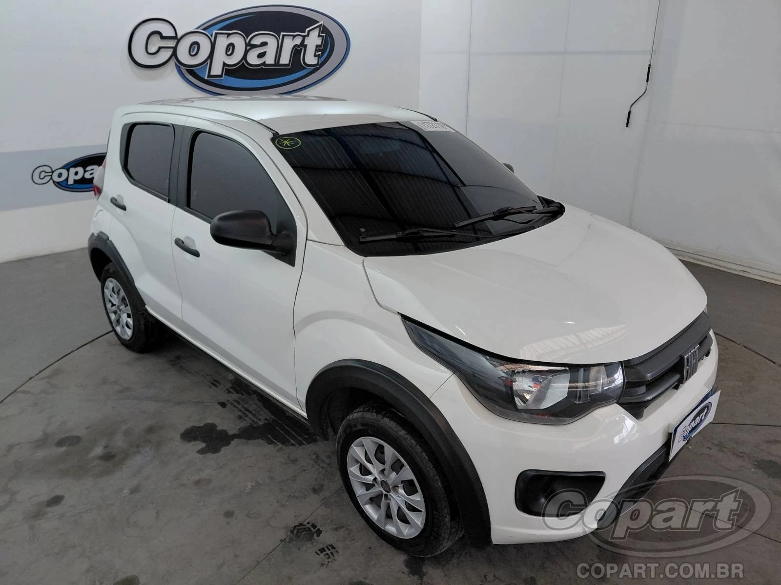 Fiat Mobi Like 2023 1.0 Fire Flex em Osasco - São Paulo