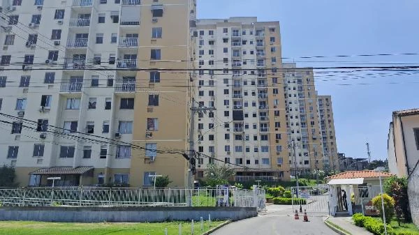 Apartamento com 2 quartos, sala e cozinha em prédio residencial no Centro de Belford Roxo