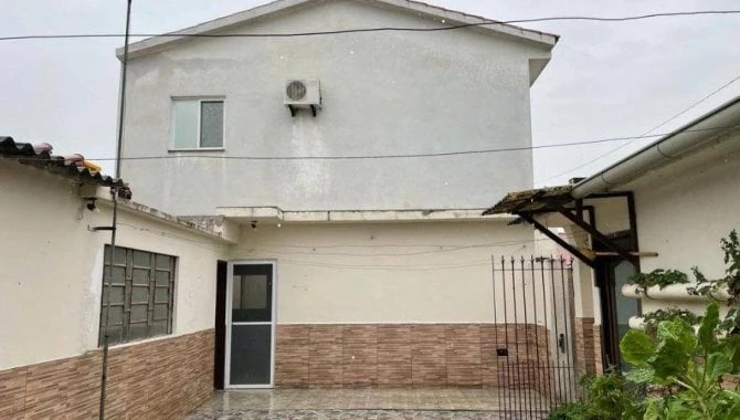 Casa com Três Vendas em Pelotas/RS em Pelotas - Rio Grande do Sul