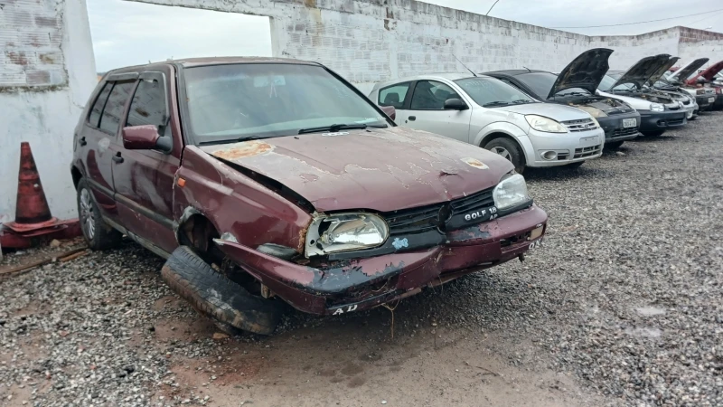 Volkswagen Golf GL 1995 Gasolina em Itaberaba - Bahia