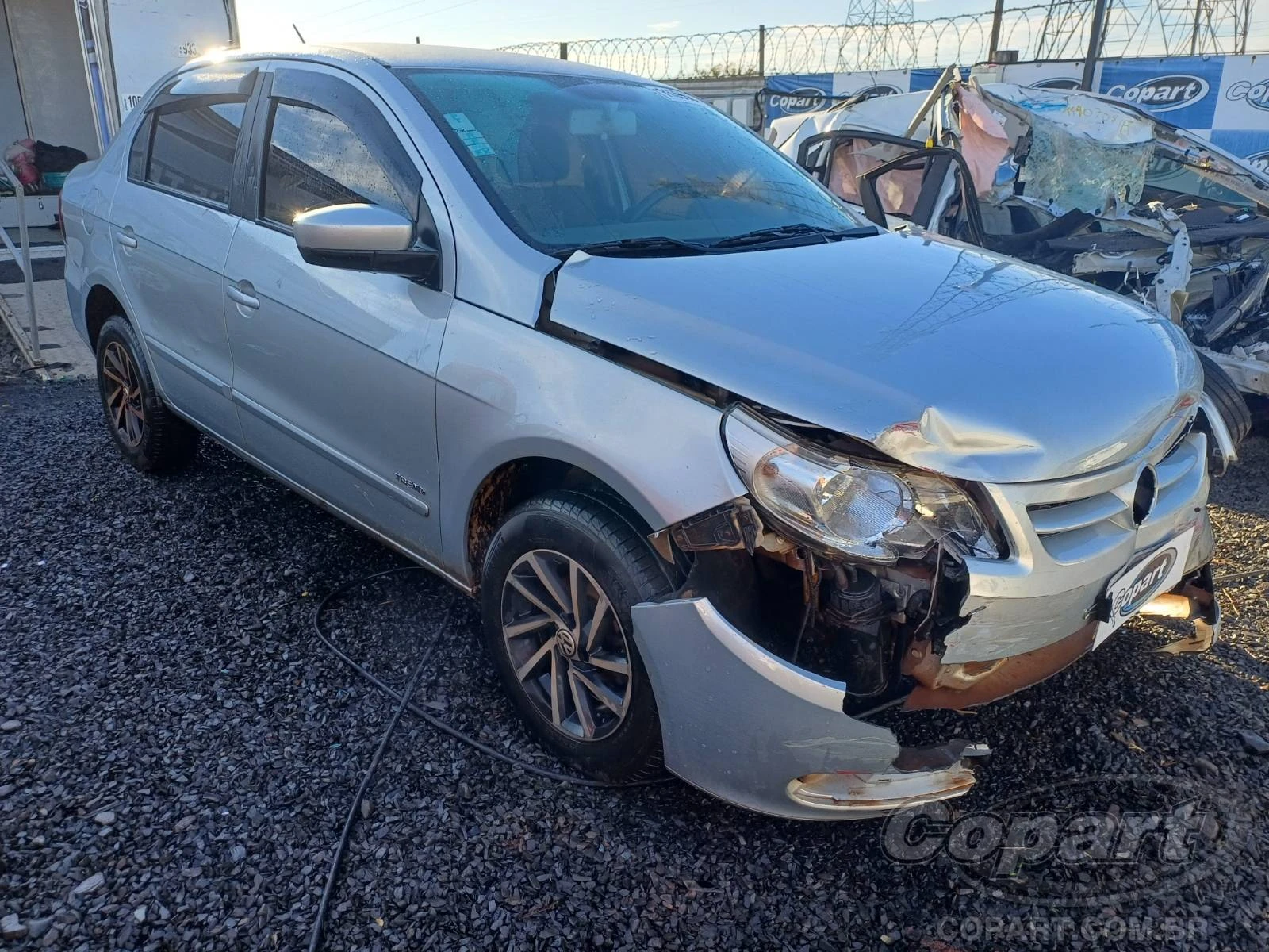 Volkswagen Voyage 1.6 Total Flex 2013 em Canoas - Rio Grande do Sul