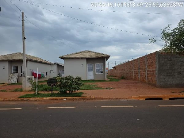 Casa com 2 Quartos em São José do Rio Preto/SP em Sao Jose Do Rio Preto - São Paulo