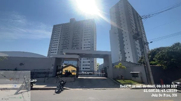 Apartamento residencial em Benfica com entrada de torre e vaga de garagem