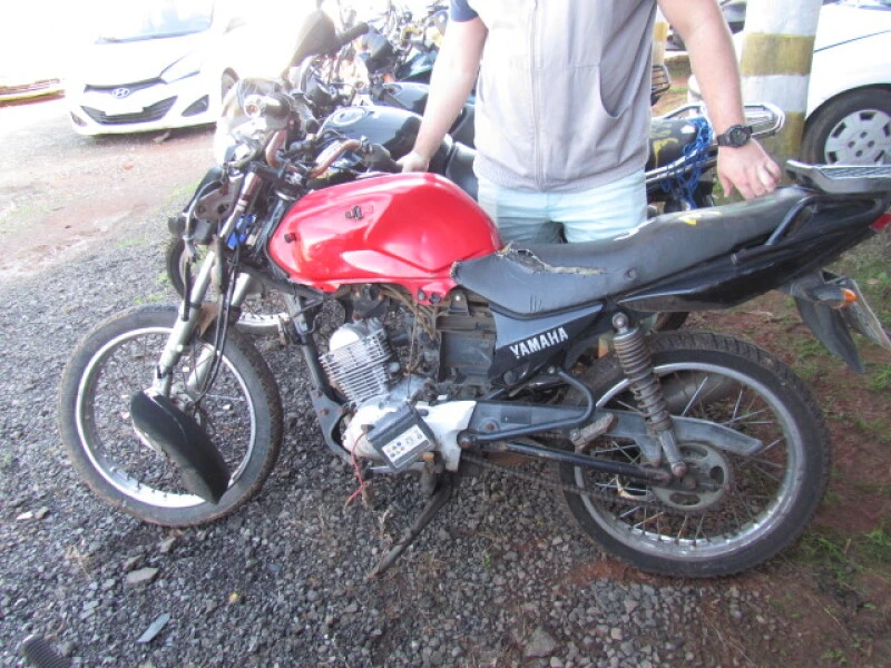 Yamaha YBR125 Factor K1 2013/2014 125cc Gasolina em Farroupilha - Rio Grande do Sul