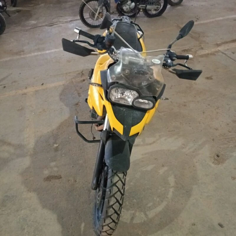 BMW F700GS F700 GS 2017 2018 Amarela com avarias em Recife - Pernambuco