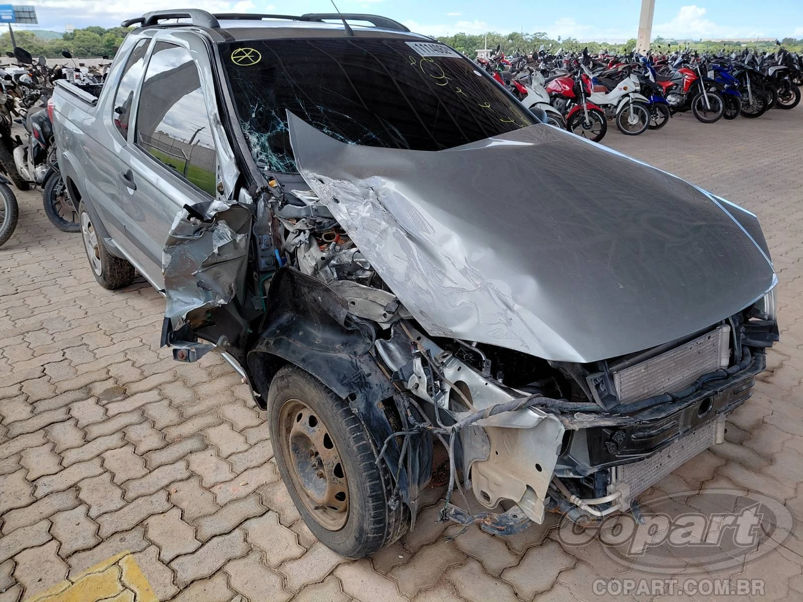 Fiat Strada CE CE 2014 1.4 Flex em Eusébio - Ceará