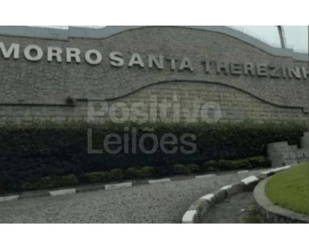 Terreno com area de 1967 m² e fração ideal de 1621 m² em Santos/SP em Santos - São Paulo