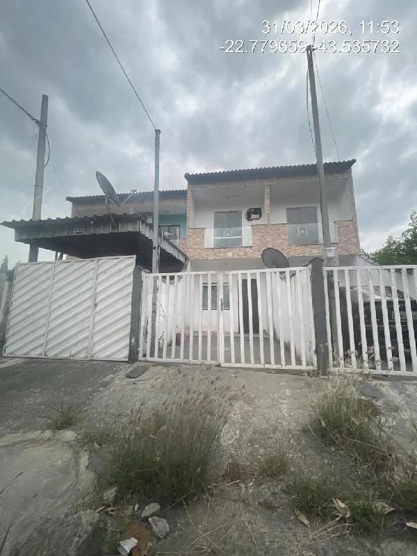 Prédio com 2 Quartos em Cabucu/Nova Iguaçu-RJ em Nova Iguacu - Rio de Janeiro