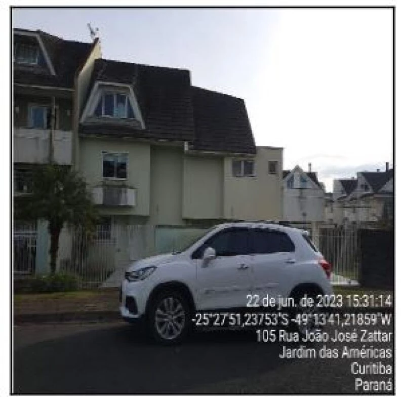 Sobrado com 4 Quartos em Curitiba/PR em Curitiba - Paraná