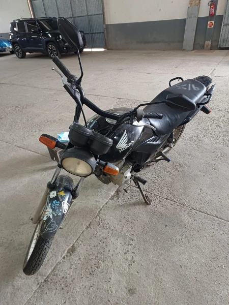 Honda CG 125 Fan KS 2009 em Indaial - Santa Catarina