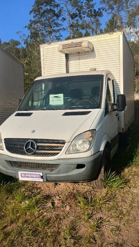 Mercedes-Benz 311CDI StreetC 2014 2 Portas Manual Diesel em Embu Das Artes - São Paulo