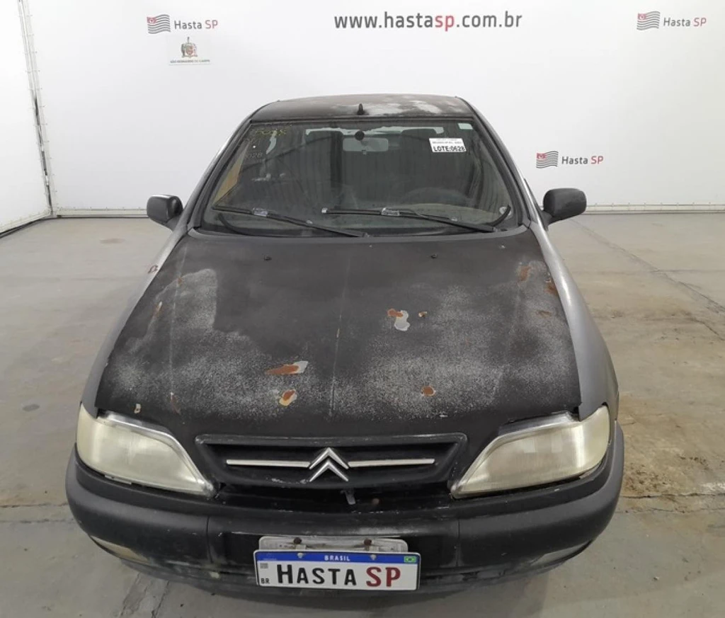 Citroën Xsara GLX 1999 Preta em Itirapina - São Paulo