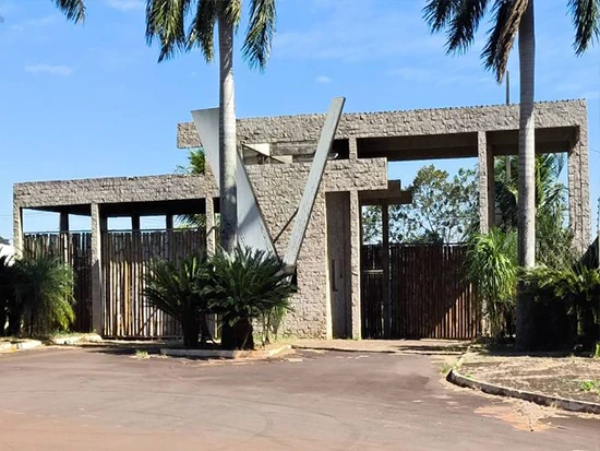 Terreno no Loteamento em Pérola/PR em Pérola - Paraná