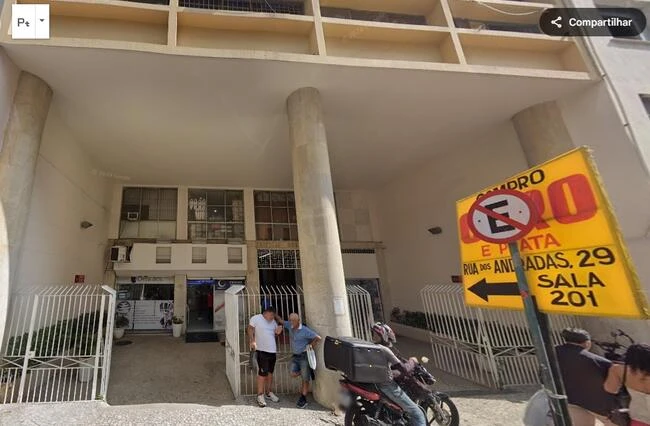 Sala Comercial no Centro em Rio de Janeiro/RJ em Sobreloja Comercial Com Área De 20 M2 No Centro Do Rio De Janeiro - Rio de Janeiro