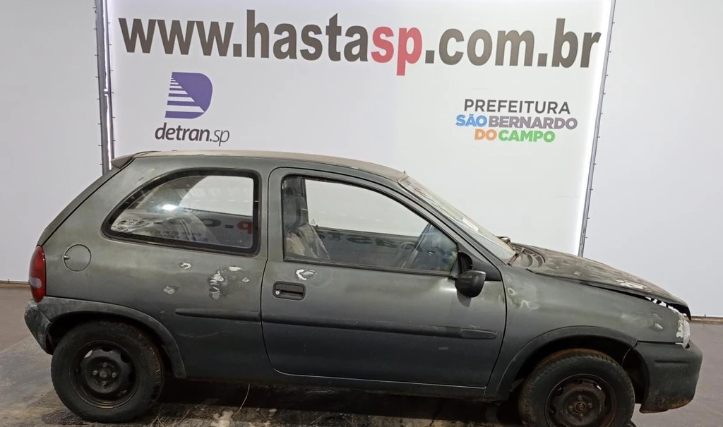 Chevrolet Corsa Wind Wind 1994 1995 Cinza em Casa Branca - São Paulo