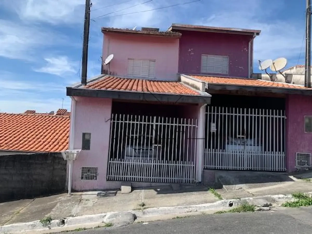 Casa em CACAPAVA/SP em Caçapava - São Paulo