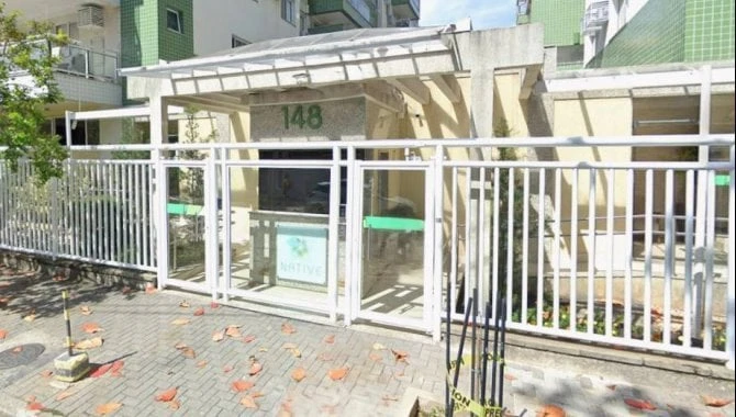Apartamento com área construída e 216m² total em Rio de Janeiro/RJ em Rio De Janeiro - Rio de Janeiro