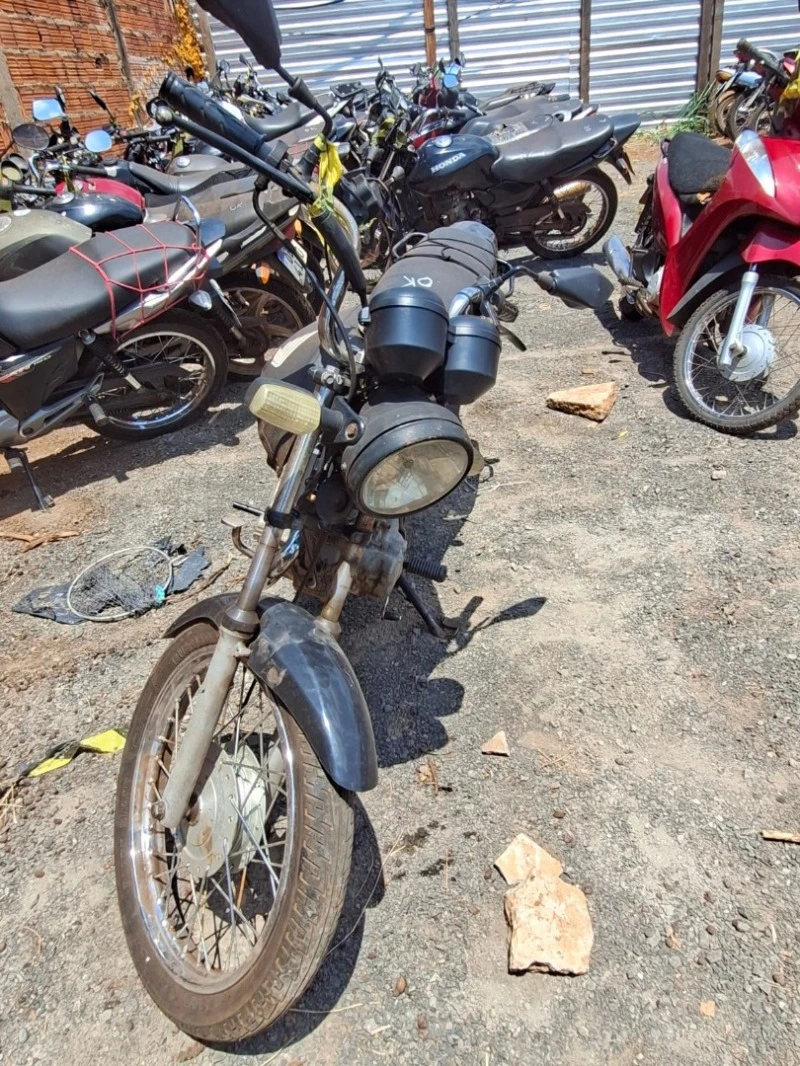 Honda CG 125 Fan 2005 125 Azul Manual em Tangará Da Serra - Mato Grosso