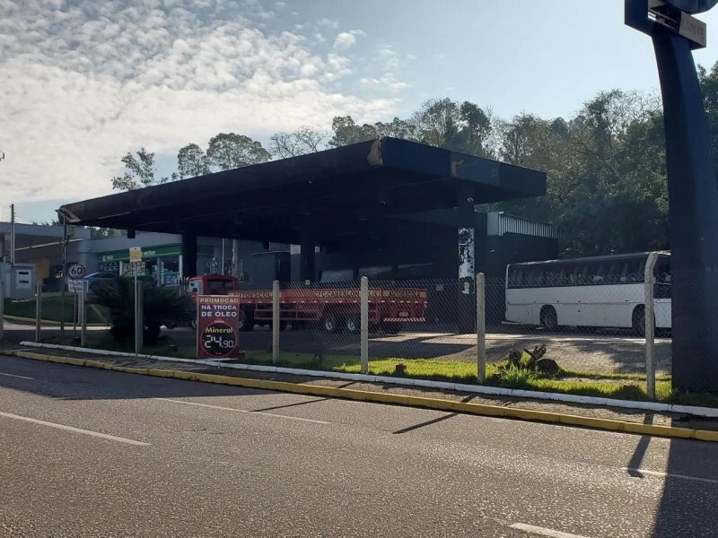 Terreno Posto de Combustível em Frente à Unisinos em São Leopoldo/RS em São Leopoldo - Rio Grande do Sul